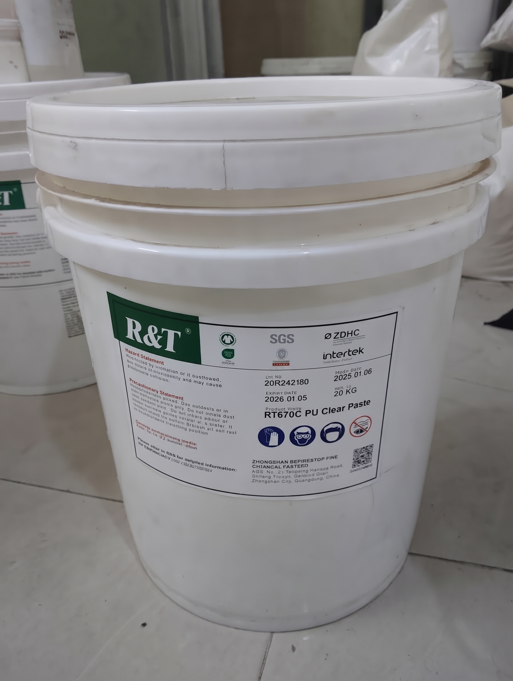 RT670C PU Clear Paste